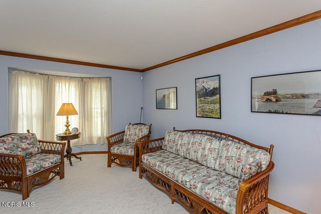 8053 Bridgehampton Drive, Waterville, OH 43566