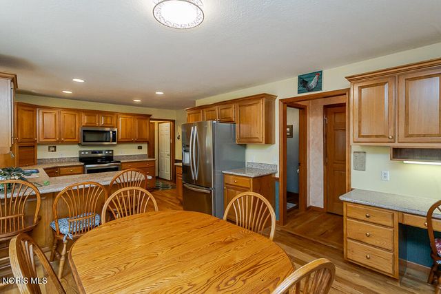 8053 Bridgehampton Drive, Waterville, OH 43566