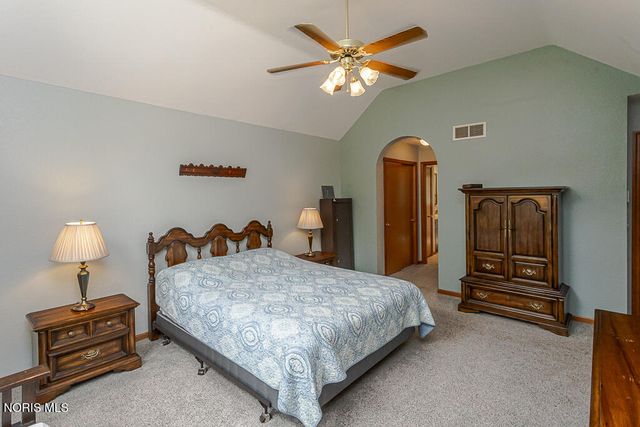 8053 Bridgehampton Drive, Waterville, OH 43566