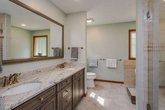 8053 Bridgehampton Drive, Waterville, OH 43566