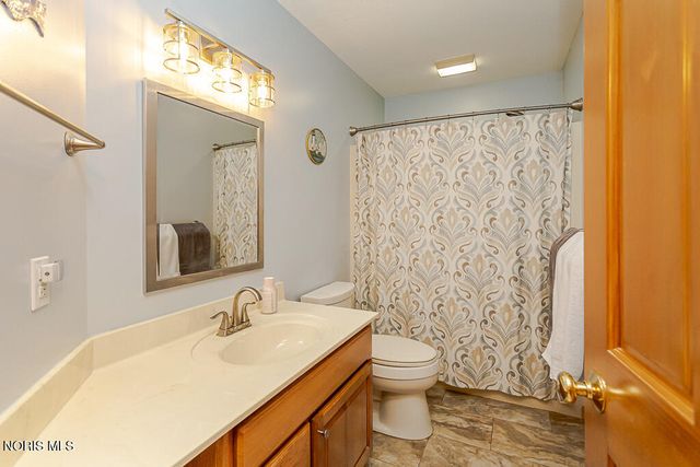 8053 Bridgehampton Drive, Waterville, OH 43566