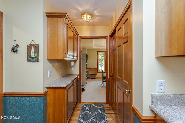 8053 Bridgehampton Drive, Waterville, OH 43566