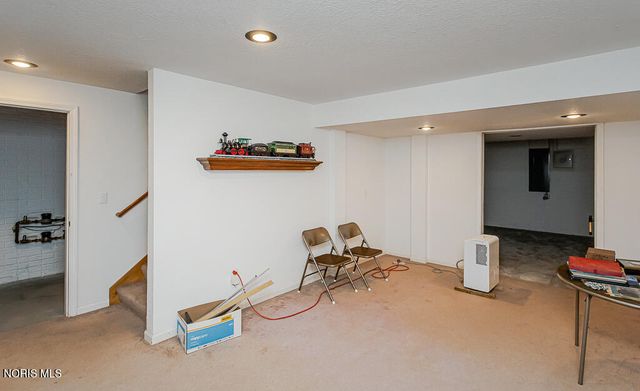 8053 Bridgehampton Drive, Waterville, OH 43566
