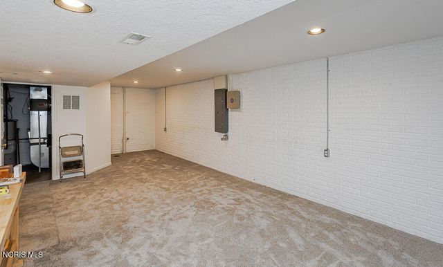 8053 Bridgehampton Drive, Waterville, OH 43566