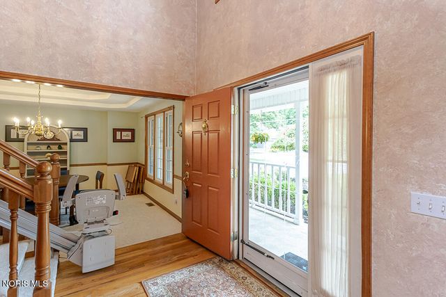8053 Bridgehampton Drive, Waterville, OH 43566