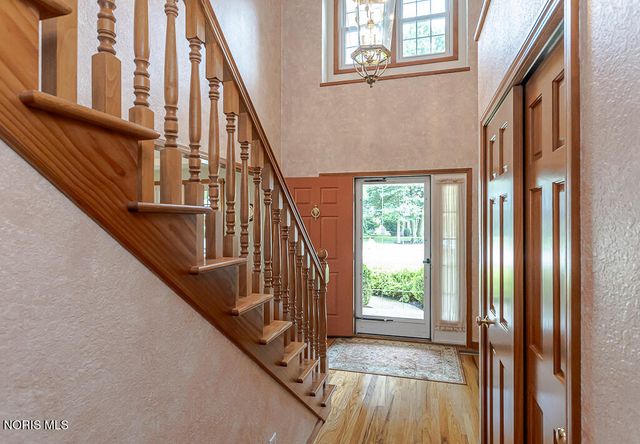 8053 Bridgehampton Drive, Waterville, OH 43566