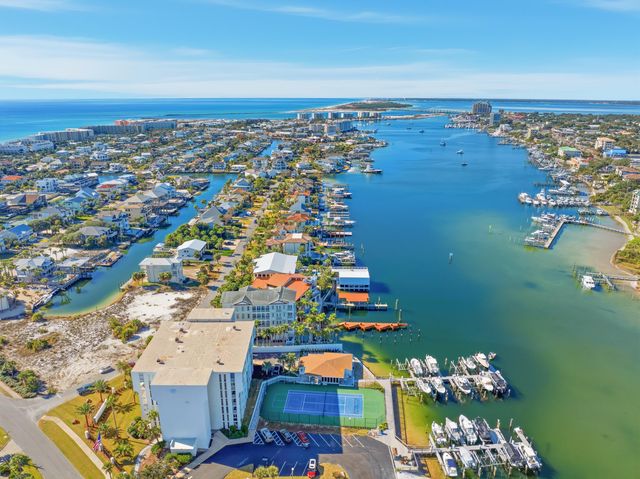 30 Moreno Point Road 703A, Destin, FL 32541