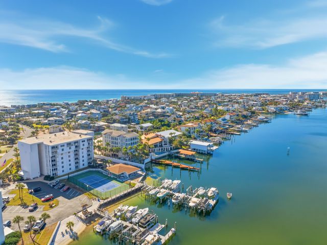 30 Moreno Point Road 703A, Destin, FL 32541