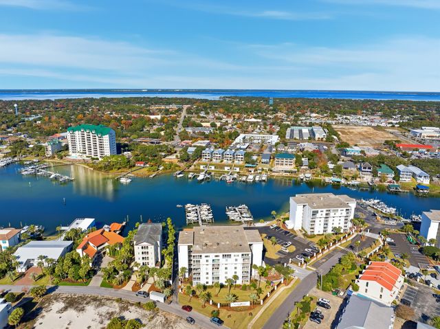30 Moreno Point Road 703A, Destin, FL 32541