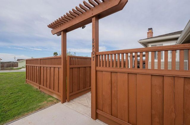 8507 Laguna Place, Moss Landing, CA 95039