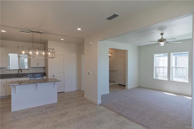 204 Montage Dr, Merced, CA 95348