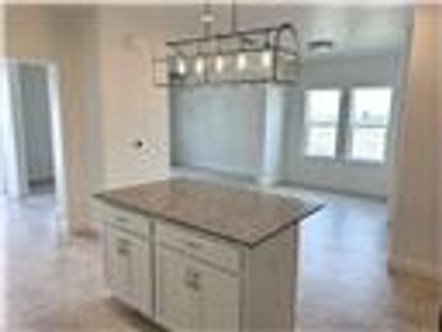 204 Montage Dr, Merced, CA 95348