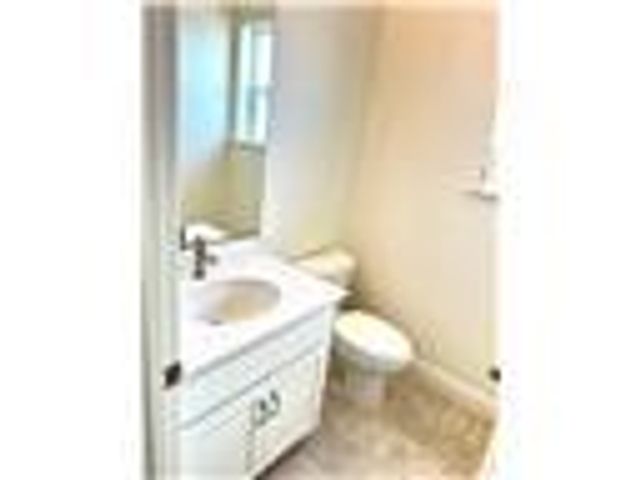 204 Montage Dr, Merced, CA 95348