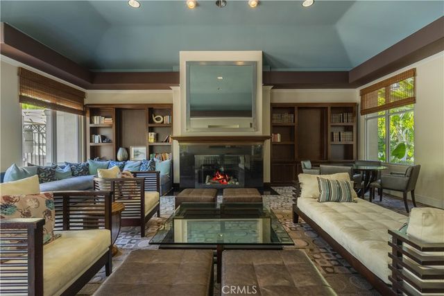 2233 Martin 108, Irvine, CA 92612