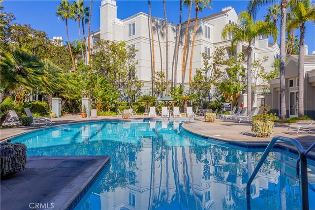 2233 Martin 108, Irvine, CA 92612