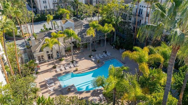 2233 Martin 108, Irvine, CA 92612