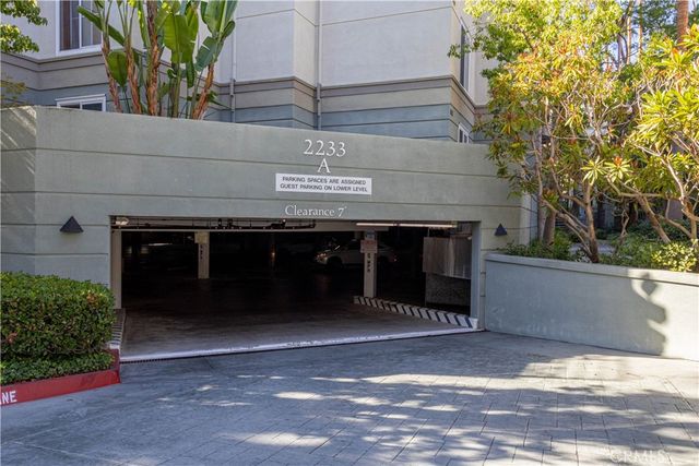 2233 Martin 108, Irvine, CA 92612