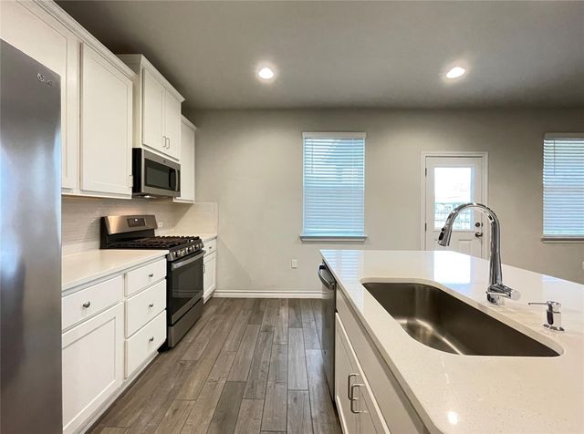 1603 Denesa DR, Austin, TX 78725