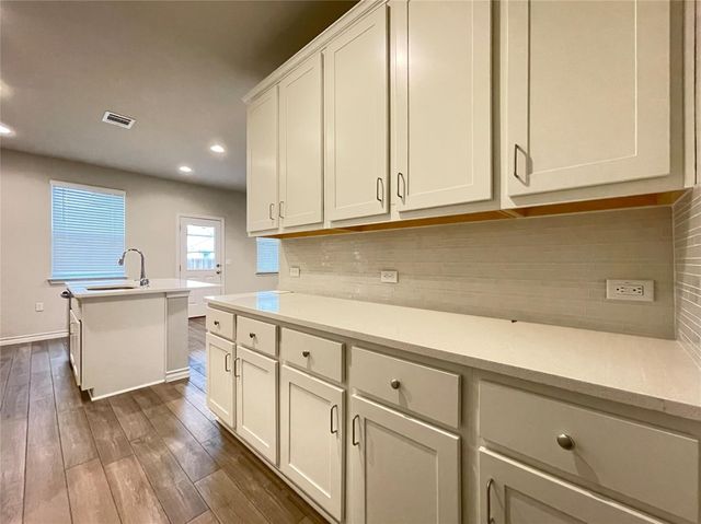 1603 Denesa DR, Austin, TX 78725