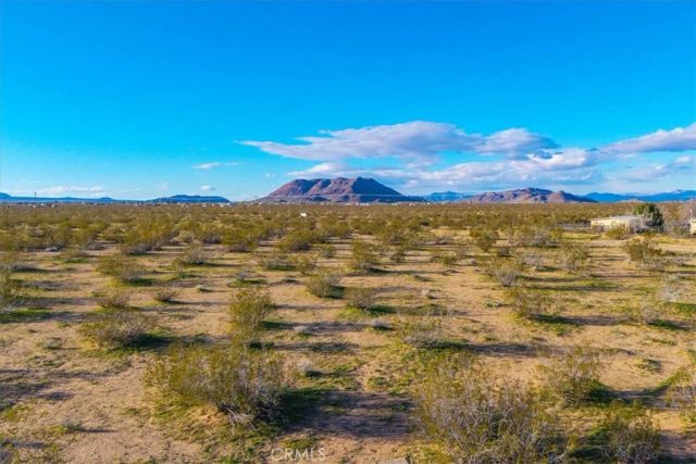 1234 Sun Terrace, Landers, CA 92285