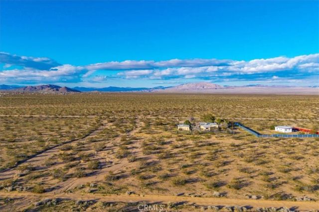 1234 Sun Terrace, Landers, CA 92285