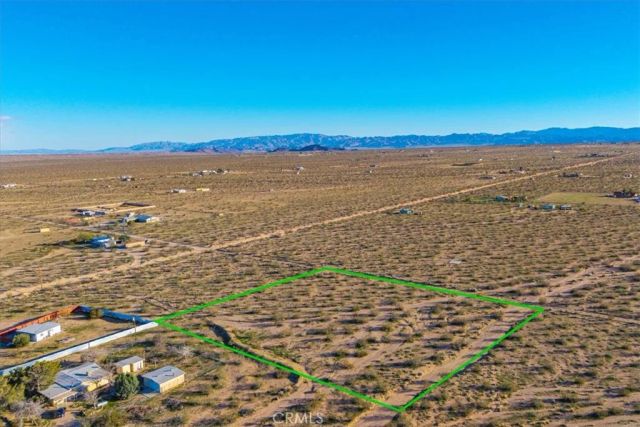 1234 Sun Terrace, Landers, CA 92285