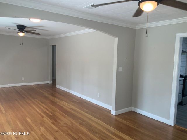 1101 N Poplar Street, Aberdeen, NC 28315