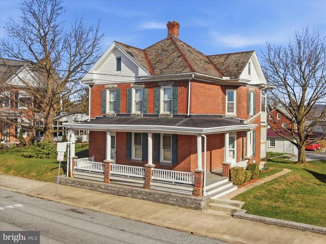 231 FAIRVIEW AVENUE W, Waynesboro, PA 17268