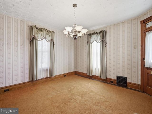 231 FAIRVIEW AVENUE W, Waynesboro, PA 17268