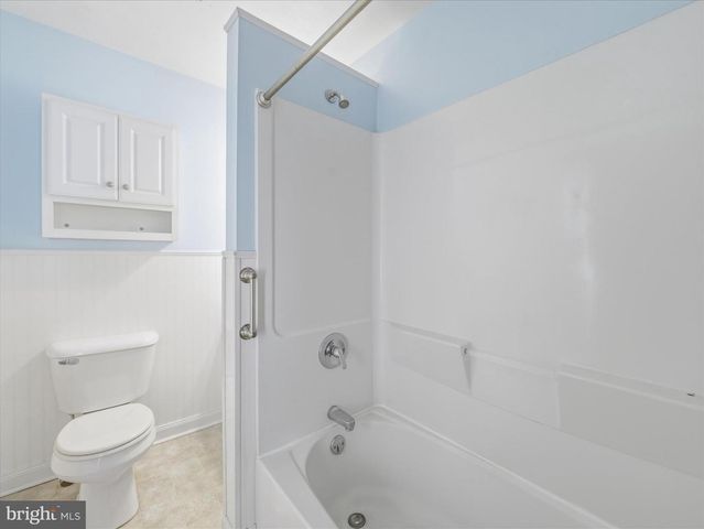 231 FAIRVIEW AVENUE W, Waynesboro, PA 17268