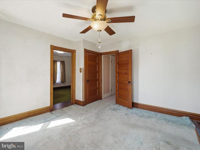 231 FAIRVIEW AVENUE W, Waynesboro, PA 17268