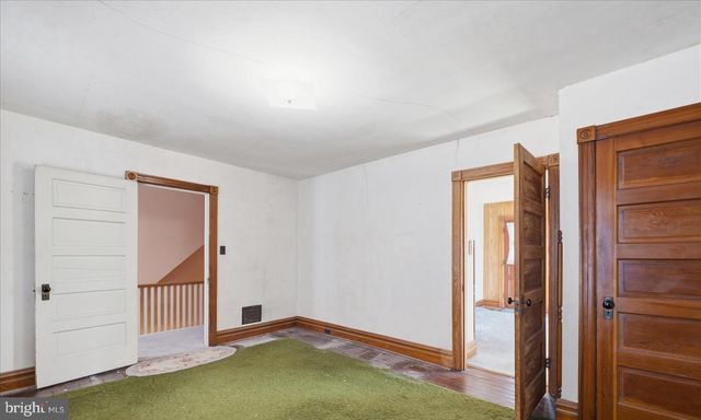 231 FAIRVIEW AVENUE W, Waynesboro, PA 17268