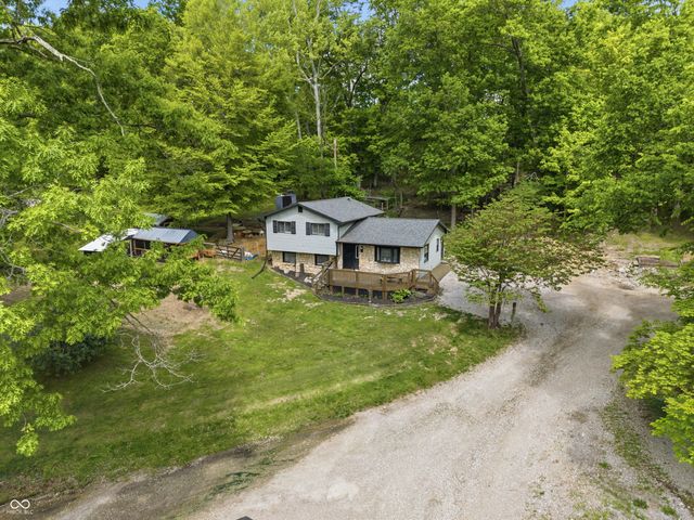 7240 W Division Road, Bargersville, IN 46106