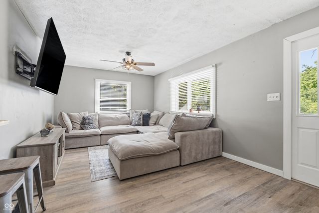 7240 W Division Road, Bargersville, IN 46106