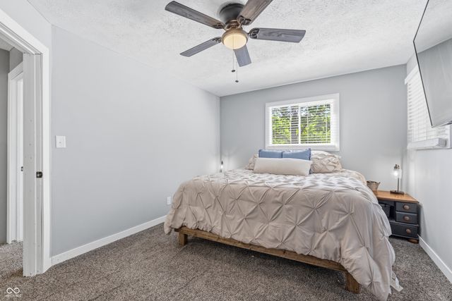 7240 W Division Road, Bargersville, IN 46106