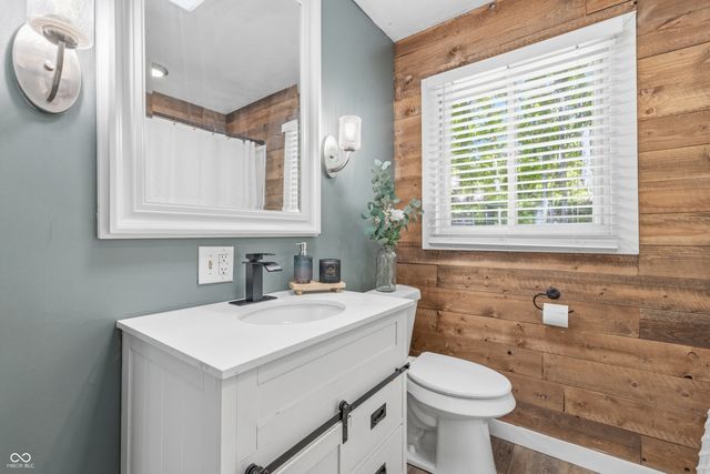 7240 W Division Road, Bargersville, IN 46106