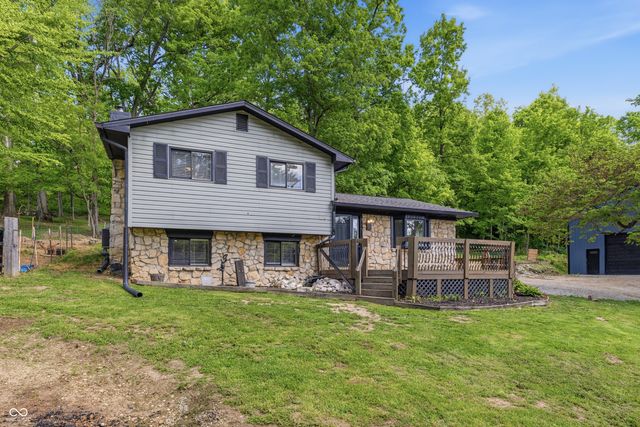 7240 W Division Road, Bargersville, IN 46106