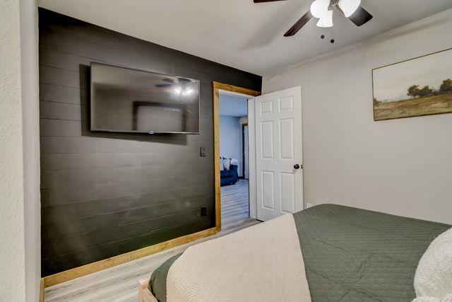 982 Indian Point Road 108, Indian Point, MO 65616