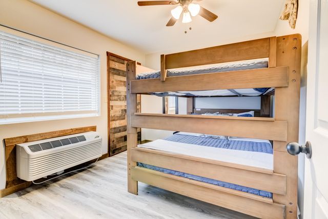 982 Indian Point Road 108, Indian Point, MO 65616