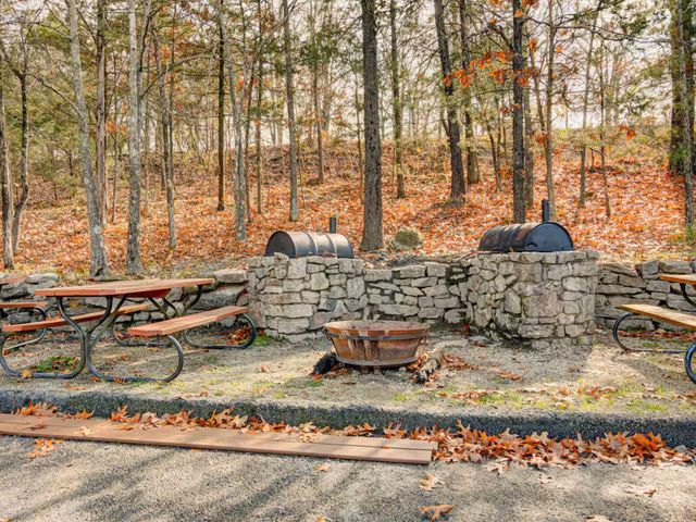 982 Indian Point Road 108, Indian Point, MO 65616