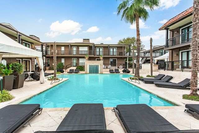 5904 Sandhurst Lane 246, Dallas, TX 75206