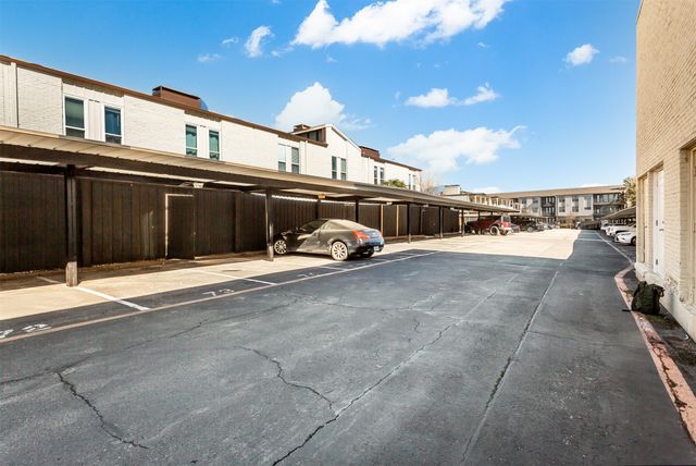 5904 Sandhurst Lane 246, Dallas, TX 75206