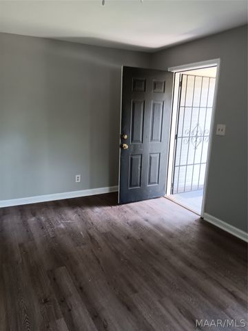 2036 MONA LISA Drive, Montgomery, AL 36111