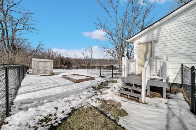 1602 E 300 S, La Porte, IN 46350