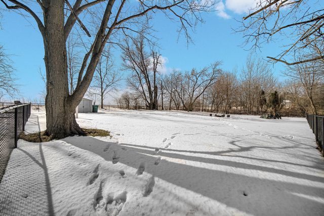 1602 E 300 S, La Porte, IN 46350