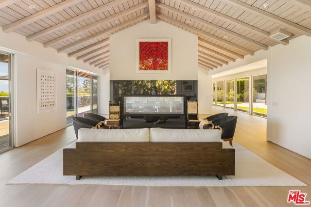 1822 Westridge Road, Los Angeles, CA 90049