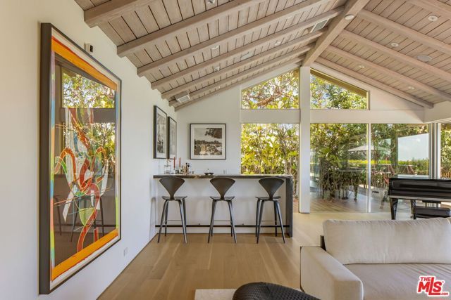 1822 Westridge Road, Los Angeles, CA 90049