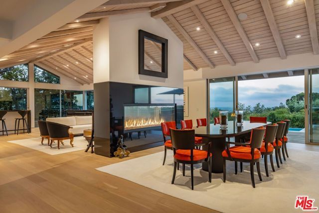 1822 Westridge Road, Los Angeles, CA 90049