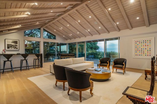 1822 Westridge Road, Los Angeles, CA 90049