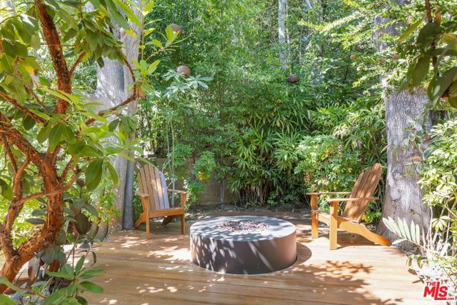 1822 Westridge Road, Los Angeles, CA 90049